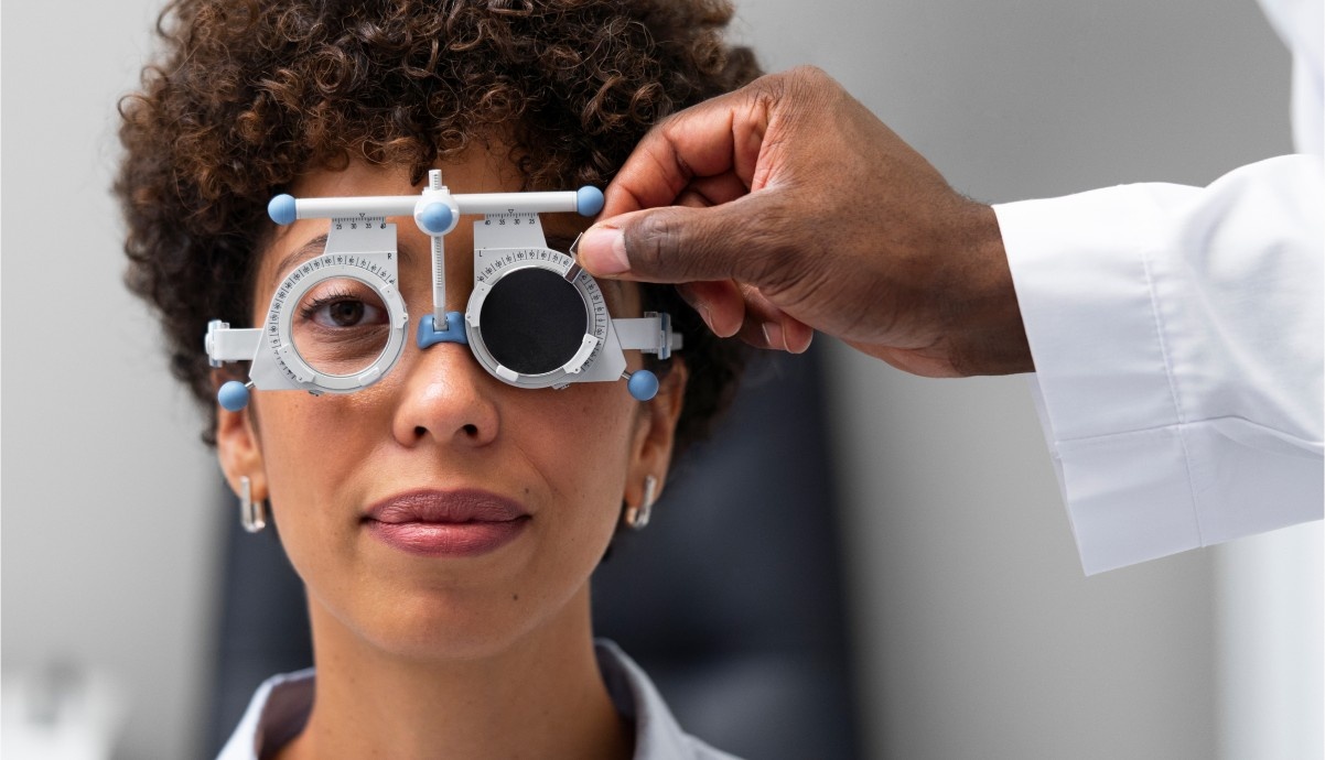 Vision with Macular Degeneration Vision with Macular Degeneration